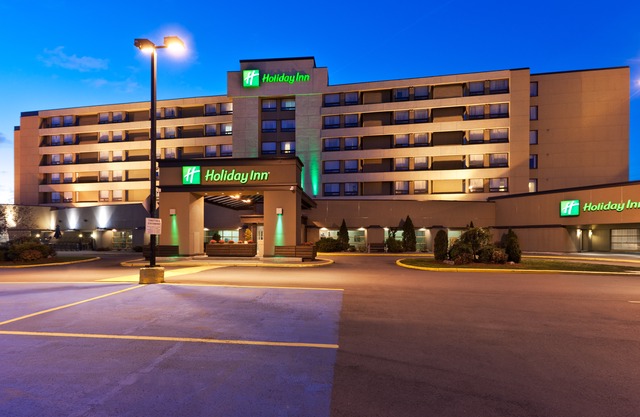 Holiday Inn Laval Montreal, an Ihg Hotel