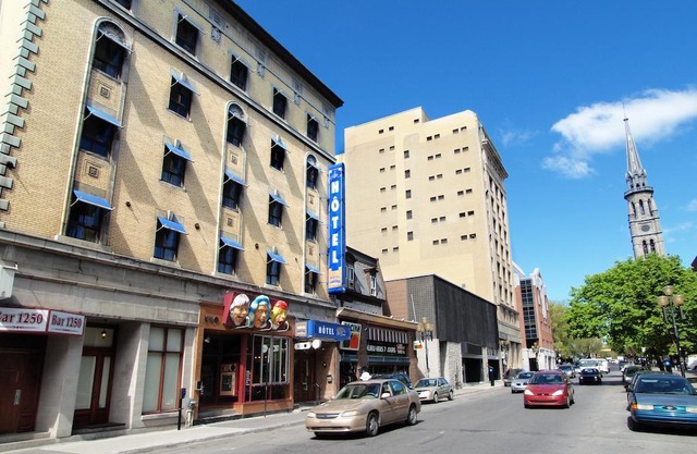 Hotel St-Denis