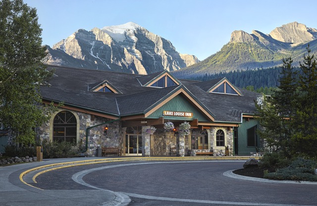 Lake Louise Inn