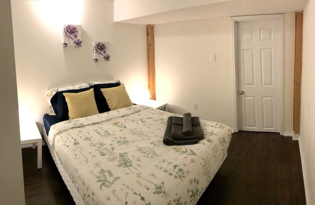Large 2 bedroom at High Park
