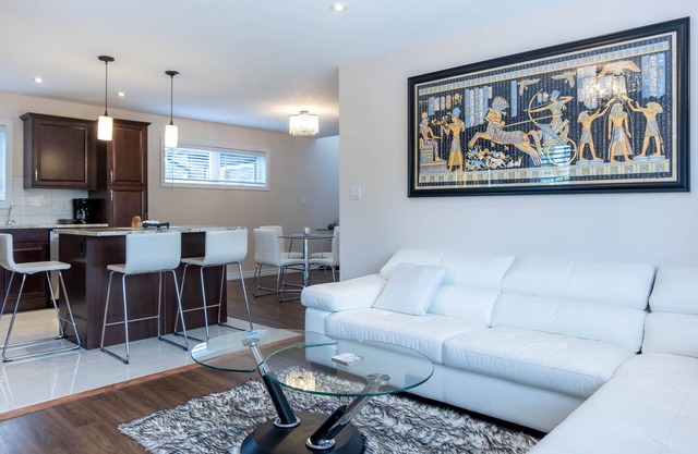 Duplex The Heart Of Kitchener 