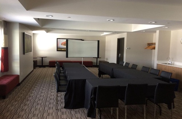 Microtel Inn & Suites by Wyndham Sudbury