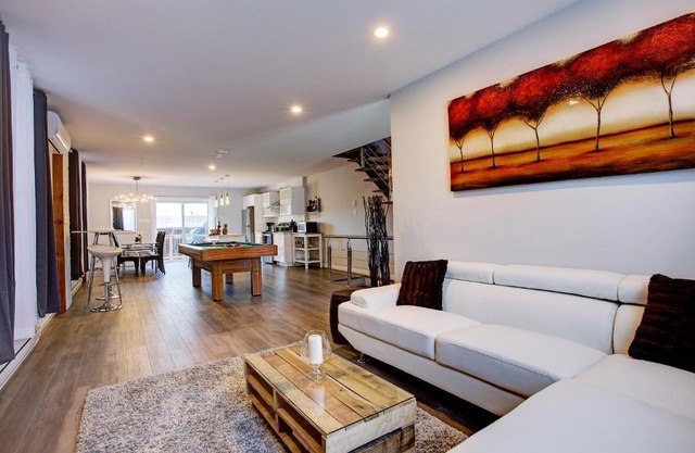 Townhouse Deck 