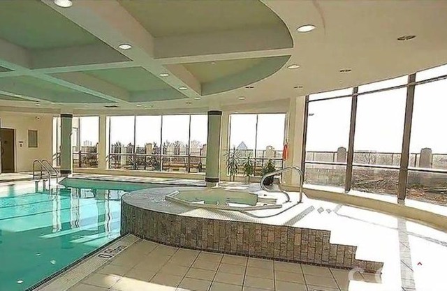 NAPA Furnished Suites Square One