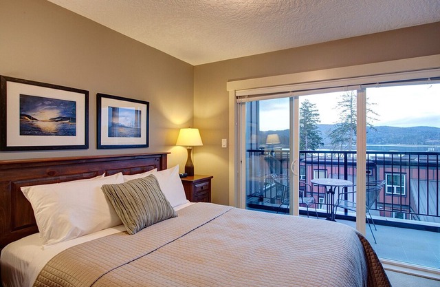 Oceanside Getaway in Sooke, BC - 2 Bedroom Townhome