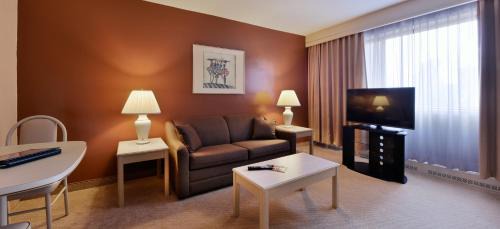 Ottawa Embassy Hotel 