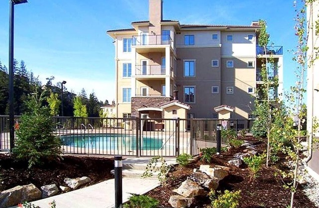 Pinnacle Pointe 