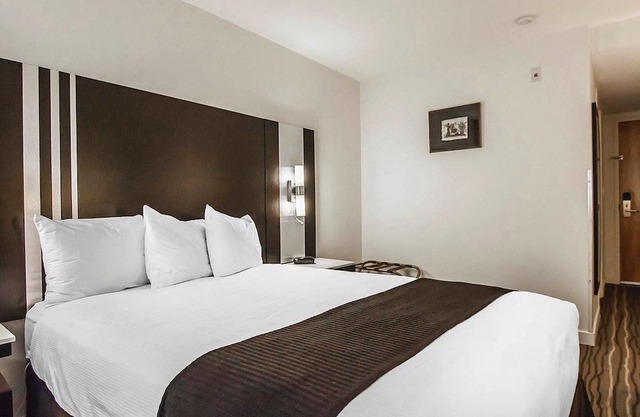 Quality Hotel Airport South