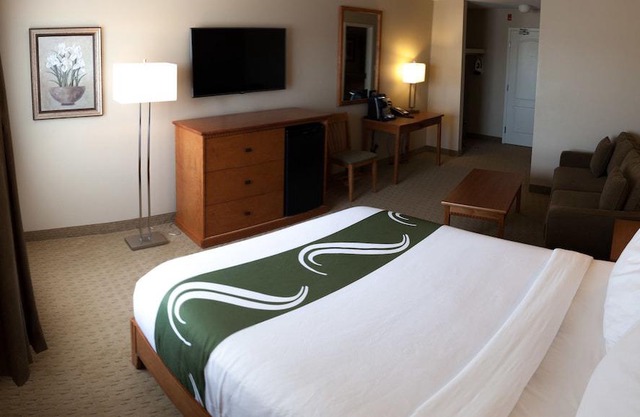 Quality Inn & Suites Amsterdam
