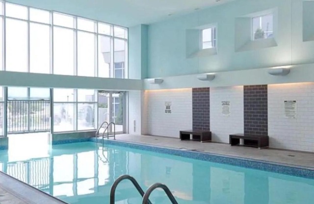 Queens Quay Lake View Apartment by STS