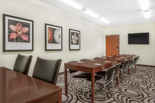 Ramada 