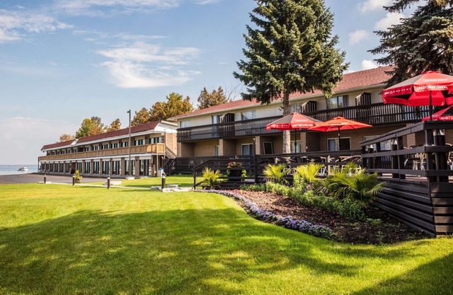 Ramada by Wyndham Jacksons Point