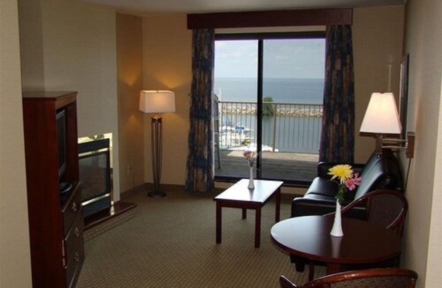 Ramada by Wyndham Jordan/Beacon Harbourside Resort