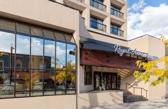 Royal Anne Hotel