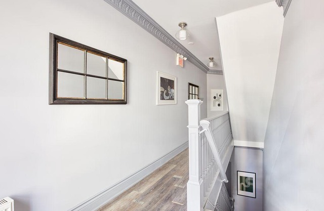 Sonder | The Wellesley | Bold Room + Courtyard