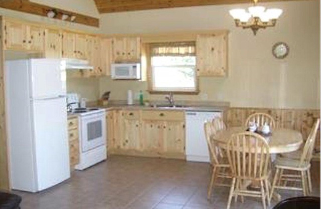 Stanhope Cottages - 4 Star Luxury 3-bedroom Cottage
