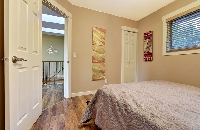 Superior Room With Shared Bathroom
