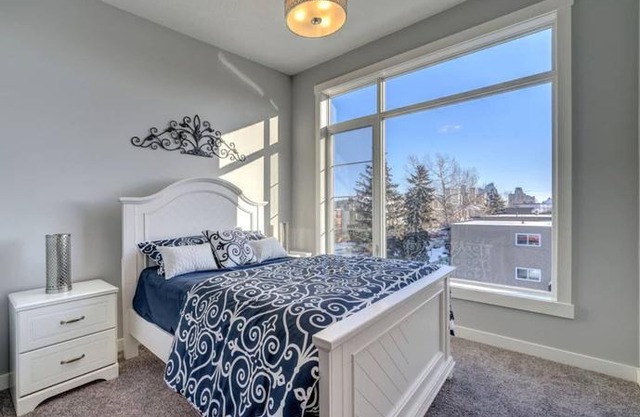 Three-Bedroom House with Balcony #33 Sunalta Downtown