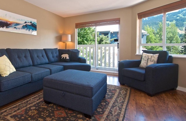 Village Location mountain views. Steps to everything! Ideal Family getaway