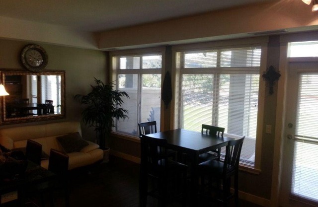 West Kelowna Condo on the Golf Course .