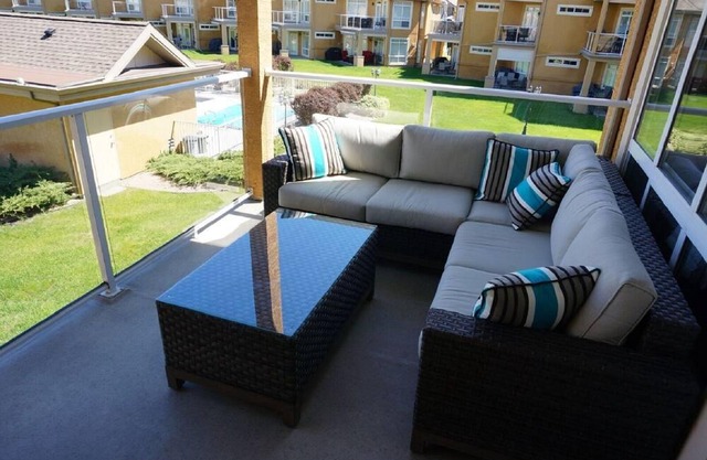 Emerald Beach Villas Country 