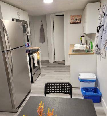 Southwest Edmonton Bed & Breakfast | 11 m² Bed and breakfast ∙ 6 guests