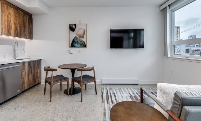 Downtown Vancouver Apartment | 1170 Barclay Street - Brand new Studio - Downtown