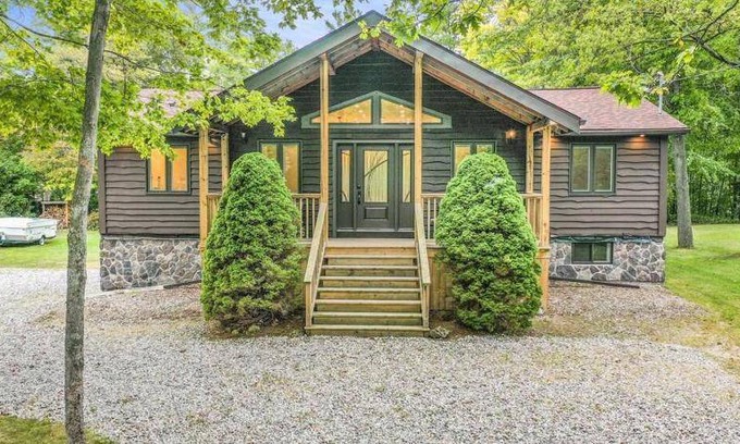 Tiny Ski Chalet | 186 m² Chalet ∙ 4 bedrooms ∙ 8 guests