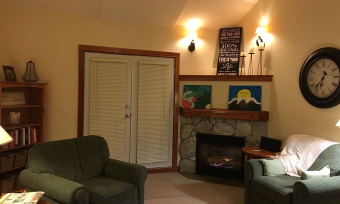 Sun Peaks Condo | 2 bed/2 bath-Great ski access and very close walk to Village