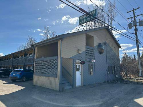 Chetwynd House | 216 m² Motel ∙ 4 guests