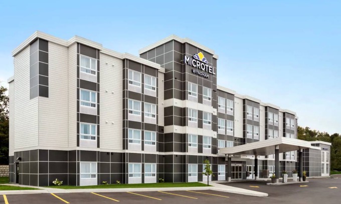 Dorval Hotel | 22 m² Hotel ∙ 127 guests
