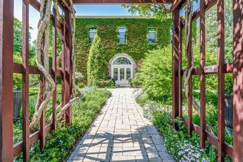 Old Town Historic District Bed & Breakfast | 28 m² Bed and breakfast ∙ 2 guests