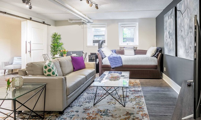 Hamilton Apartment | 2BR Apartment - Near Downtown