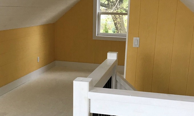 Colchester Cottage | 3 brand new cottages a stones throw away from beaches, wineries, marina, parks.