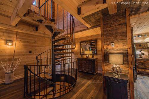 La Malbaie Ski Chalet | 300 m² Chalet ∙ 3 bedrooms ∙ 6 guests