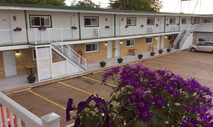 Mauricie Hotel | 35 m² Motel ∙ 10 guests