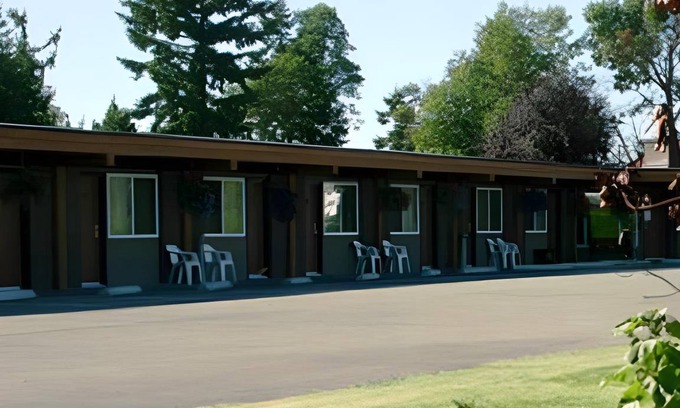 Regional District of Nanaimo Hotel | 37 m² Motel ∙ 6 guests