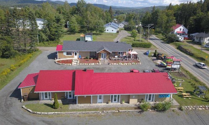 Mauricie Hotel | 40 m² Motel ∙ 4 guests