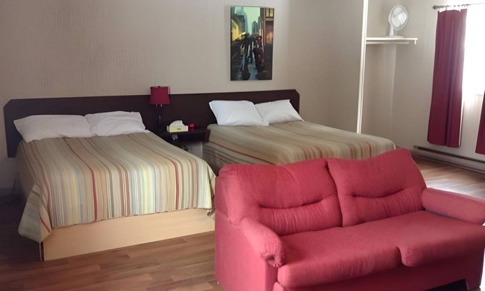 Thetford Mines Hotel | 46 m² Motel ∙ 2 bedrooms ∙ 6 guests