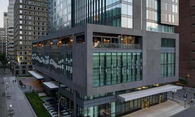 Quartier des Spectacles Hotel | 48 m² Hotel ∙ 4 guests
