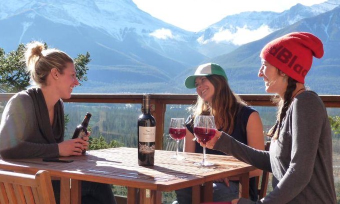 Canmore Hostel | 48 m² Hostel ∙ 2 bedrooms ∙ 12 guests