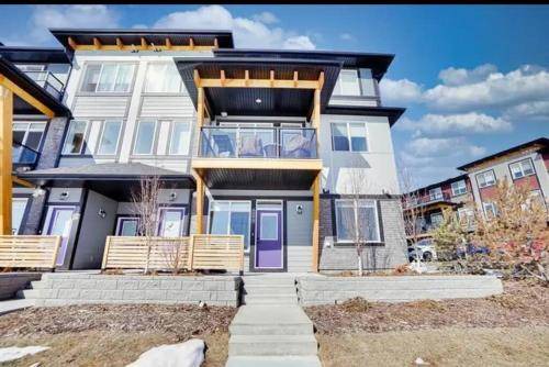 Southeast Calgary Apartment | 56 m² Apartment ∙ 2 bedrooms ∙ 4 guests