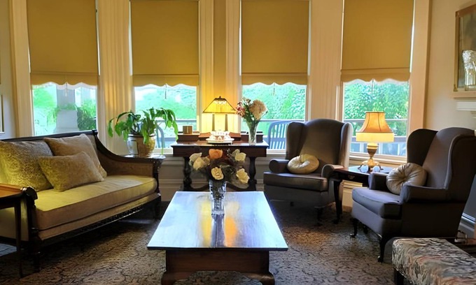 Downtown Vancouver Bed & Breakfast | 70 m² Bed and breakfast ∙ 10 guests