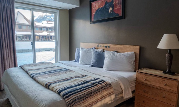 Canmore Apartment | 74 m² Apartment ∙ 2 bedrooms ∙ 6 guests