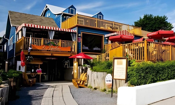Tadoussac House | 77 m² Motel ∙ 6 guests