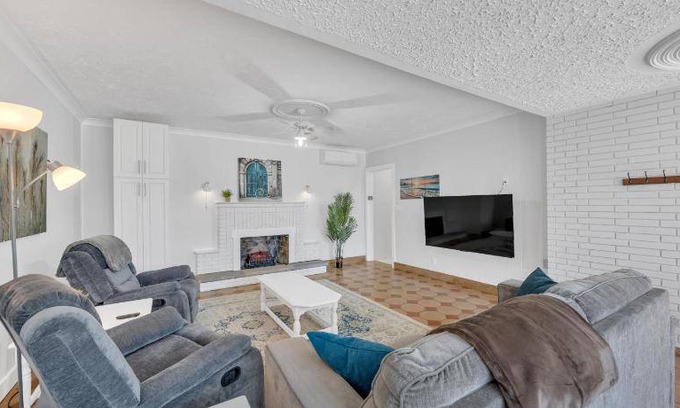 Leamington Apartment | 84 m² Apartment ∙ 2 bedrooms ∙ 6 guests
