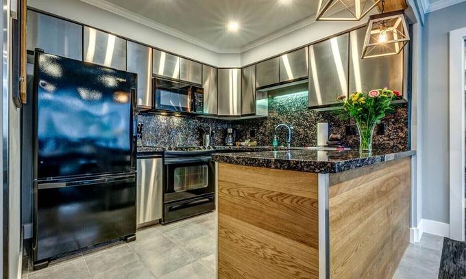 Upper Village Condo | Acer Vacations | Clean Family Oriented 2 Bed 2 Bath |Ski-in Ski-out | Sleeps 8 | Greystone Lodge