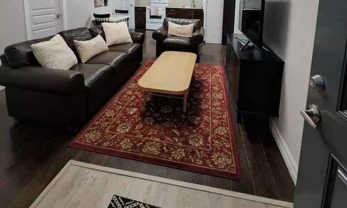Coquitlam Apartment | Adorable Two Bedroom Suite Free with Parking