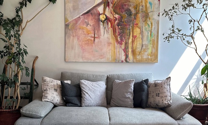 Leslieville Apartment | Authentic Artist’s Loft Close to Downtown Toronto