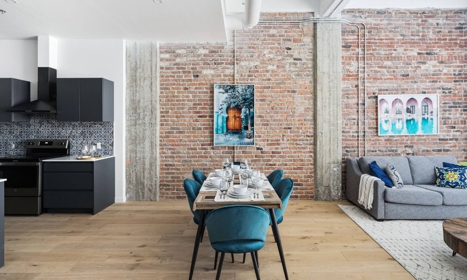 Downtown Montreal House | Bakan- 3Beds-2BA Downtown-6 Guests